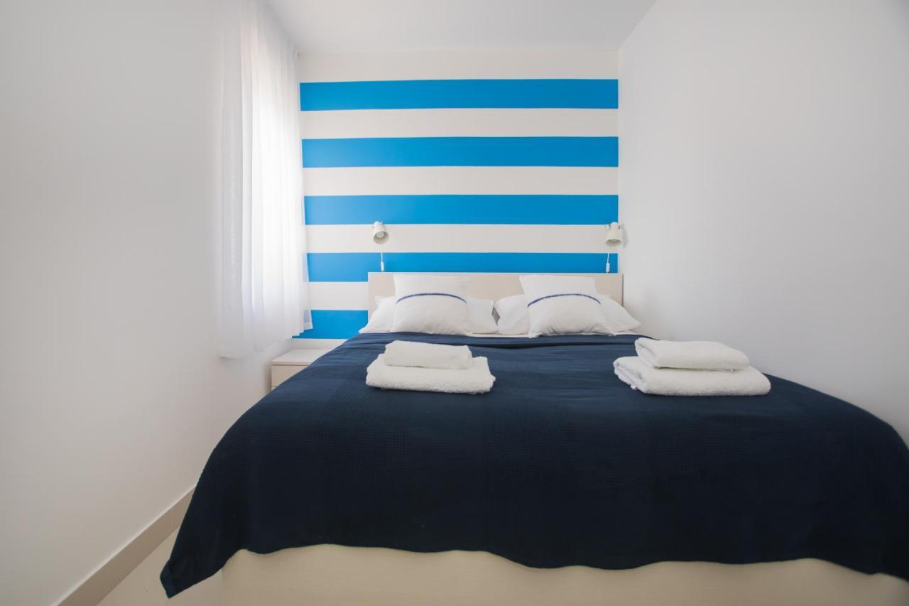 Blue Adria Apartment Primošten Exterior foto